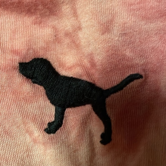 VS PINK Acid WashTank 🩷 - Picture 10 of 15